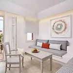 Stelia Mare Boutique 4* ناوسا