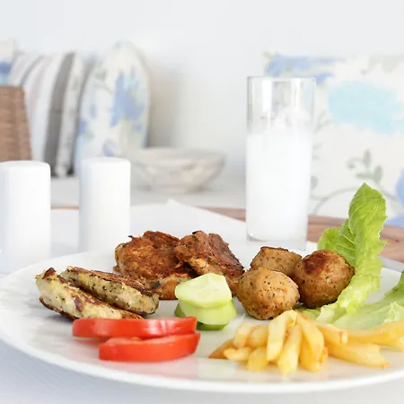 מלון Stelia Mare Boutique 4*